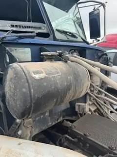 Peterbilt 378 Radiator Overflow Bottle / Surge Tank