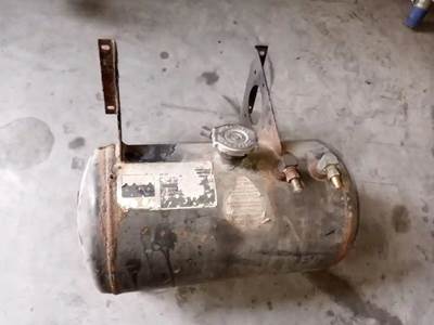 Peterbilt 378 Radiator Overflow Bottle / Surge Tank