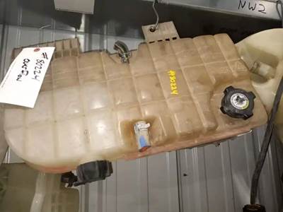 Peterbilt 389 Radiator Overflow Bottle / Surge Tank