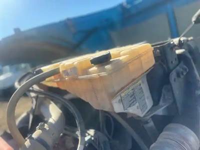Peterbilt 389 Radiator Overflow Bottle / Surge Tank