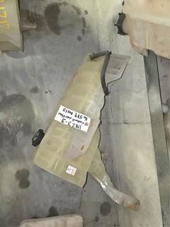 Peterbilt 579 Radiator Overflow Bottle / Surge Tank