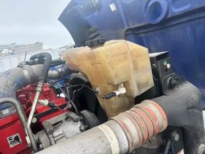 Peterbilt 579 Radiator Overflow Bottle / Surge Tank