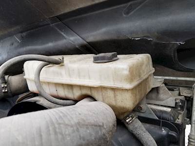 Volvo VNL Radiator Overflow Bottle / Surge Tank