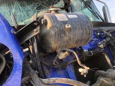 Western Star 4900FA Radiator Overflow Bottle / Surge Tank for a 2020 Western Star 4900 FA