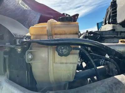 Western Star 5700 Radiator Overflow Bottle / Surge Tank