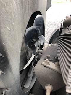 Ford LN700 Radiator Shroud