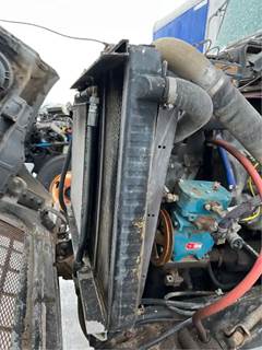 Ford LNT8000 Radiator