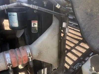 Freightliner Cascadia 125 Radiator