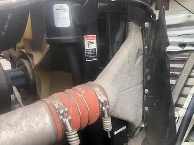 Freightliner Cascadia 125 Radiator