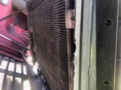 Freightliner Cascadia 125 Radiator