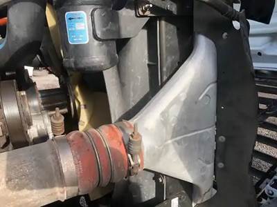 Freightliner Cascadia 125 Radiator
