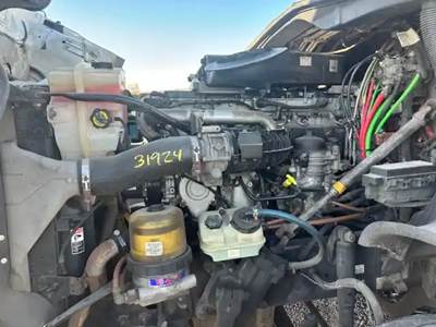 Freightliner Cascadia 125 Radiator