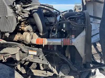 Freightliner Cascadia 126 Radiator