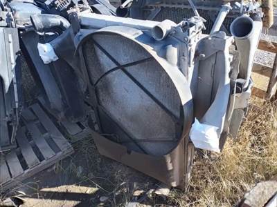 Freightliner Columbia 120 Radiator