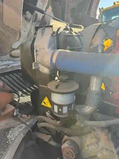 International LA617 Radiator