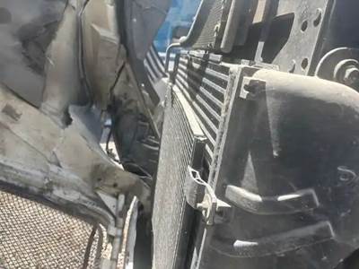 Kenworth T600 Radiator