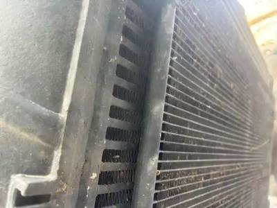 Peterbilt 389 Radiator