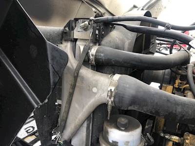 Sterling L8500 Radiator