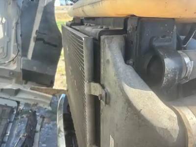 Sterling L9500 Radiator