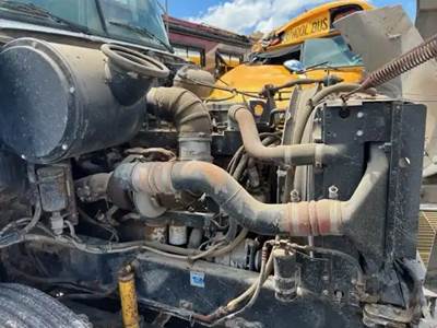 Volvo / WhiteGMC WG Radiator for a 1995 White WG