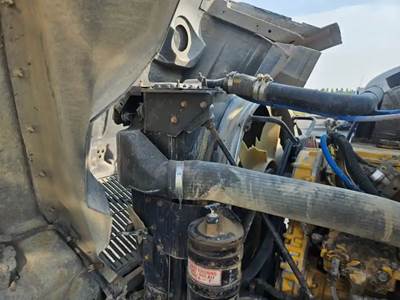 Volvo AUTOCAR ACL64 Radiator