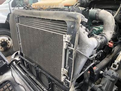 Volvo VNL Radiator