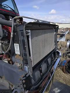 Volvo VNL Radiator