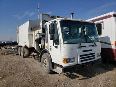 American LaFrance Condor Salvage Truck
