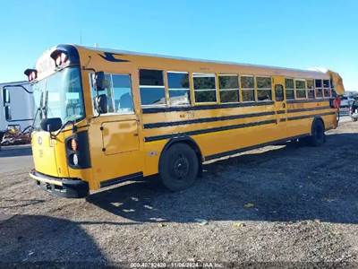 Blue Bird Salvage Truck