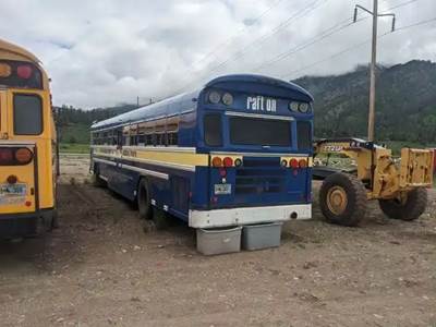Blue Bird Salvage Truck