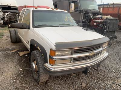 Chevrolet K3500 Salvage Truck