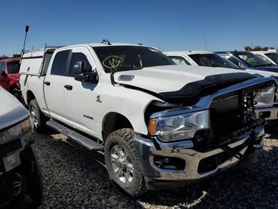 Dodge Ram 2500 Salvage Truck