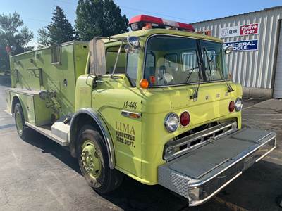 Ford C800 Salvage Truck