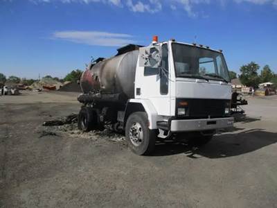 Ford CF7000 Salvage Truck