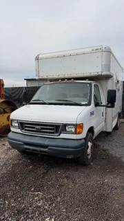 Ford E-450 Salvage Truck