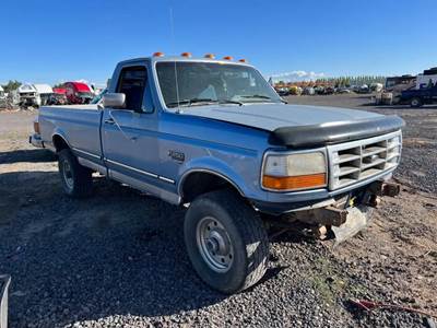 Ford F-250 Salvage Truck