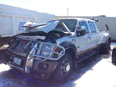 Ford F-350 Salvage Truck