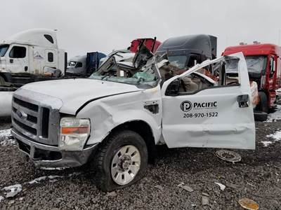 Ford F-350 Salvage Truck