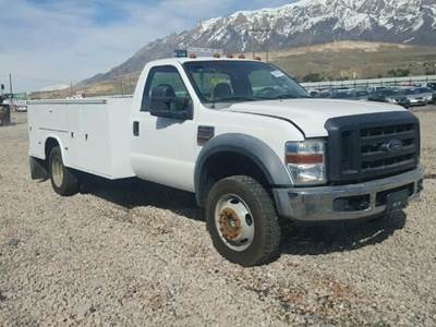 Ford F-450 Salvage Truck