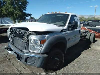 Ford F-450 Salvage Truck
