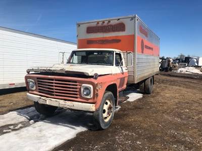 Ford F-600 Salvage Truck