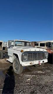 Ford F-600 Salvage Truck
