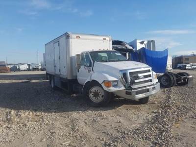 Ford F-650 Salvage Truck