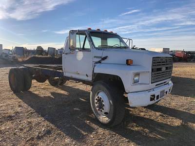 Ford F-800 Salvage Truck