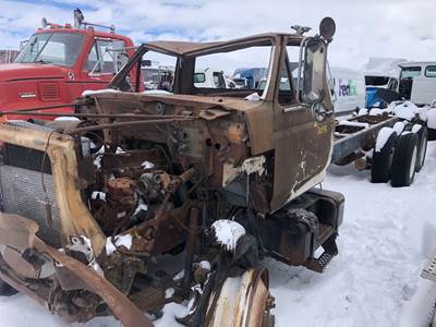 Ford F-800 Salvage Truck