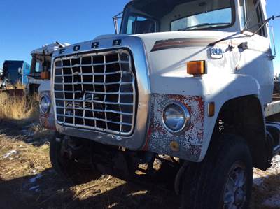 Ford L9000 Salvage Truck