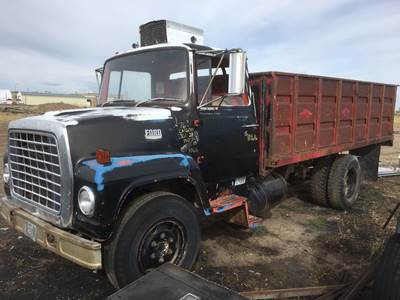 Ford LN600 Salvage Truck