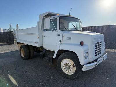 Ford LN750 Salvage Truck
