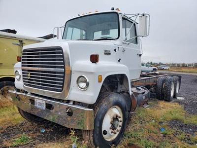 Ford LNT8000 Salvage Truck