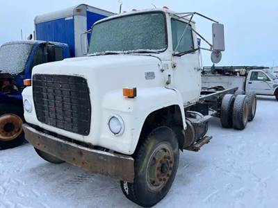Ford LNT8000 Salvage Truck